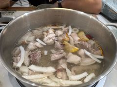 -喃喃椰·糟粕醋·椰子鸡火锅(七堡花园店)