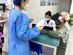 -上海大学附属上海和平眼科医院