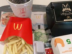 -麦当劳(新世纪环球中心店)