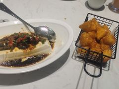 -峨嵋小镇·川菜(勒泰中心店)