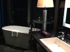 -深圳皇庭V酒店