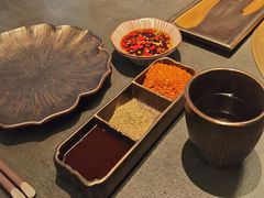 -铭牛烧肉·和牛海鲜自助(高新月牙湖店)