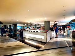 -上海滴水湖皇冠假日酒店