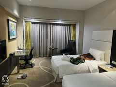 -上海虹桥西郊假日酒店