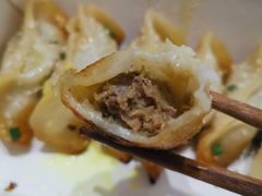 牛肉鍋貼-小姜锅贴(凤凰街店)
