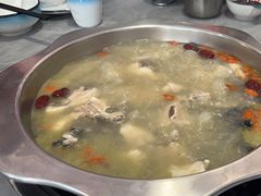 -光头药膳鸡(莱茵小镇店)