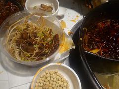 -钢管厂五区小郡肝串串香(奥克斯广场锦城万达店)
