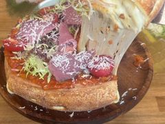 -Dragon Pizza•圆脸龙披萨·牛排餐厅