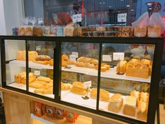 面包甜点陈列柜-执茶识麦(万达华府店)