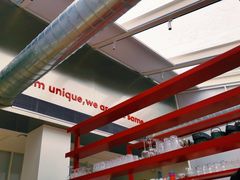 -UNI UNI(环亚凯瑟琳店)