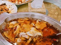 -鑫巴蜀小镇 · 水煮鱼专研店(玉桥店)