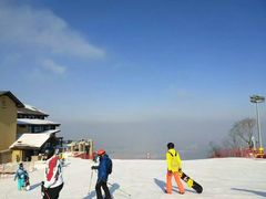 -中旅松花湖滑雪场