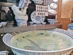 -南京金牛湖巨碗鱼头