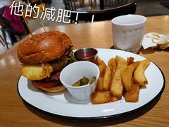 -HELLO 27 意面·沙拉·帕尼尼