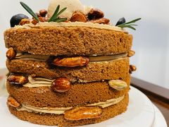 咖啡坚果奶油蛋糕-玲婧胡同·生日蛋糕·餐厅(嘉里城店)