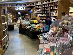 -覔书店(壹方城店)