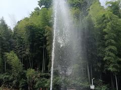 -梅岭月亮湾山体公园
