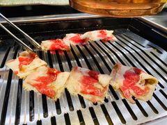 -臻牛烤肉