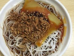 凉米线-洪记凉米线(新兴路店)