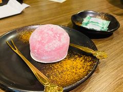 草莓和果子冰淇淋-雷神拉面(财富中心玉米楼店)