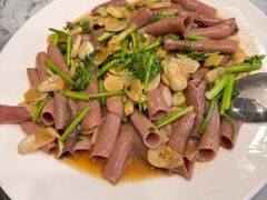 -鱼市酒店(威海水产批发市场店)