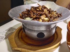 茶树菇炒腊肉-小放牛河北菜(长安万达店)