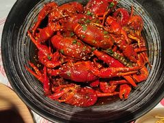 -肥肥虾庄·金牌油焖大虾(杨园滨江时代walk店)