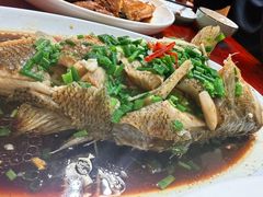 -芦茨金富饭庄·25年老字号·专做稻草鸡