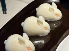 椰汁玉兔糕-侨美食家·41年地道粤菜(恒福路店)