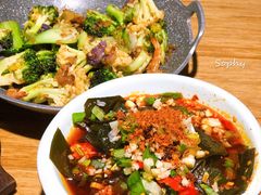 -胡马八破·川菜小馆(高新万达店)