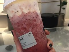 草莓果肉-喜茶(佛山岭南站店)