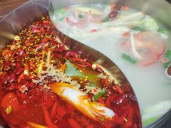 -乐山串串香老火锅(鼓楼店)
