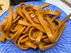 -老牌坊云南鱼豆花火锅(哈西万达店)