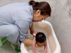 -爱月宝月嫂·育儿嫂