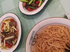 蒜苗辣椒腊肉-刘氏三和面馆