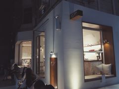 -Line 咖啡(石厦花园店)