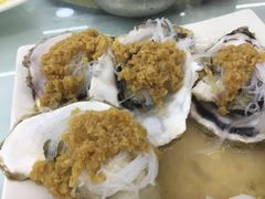 本地野生大生蚝蒜蓉-渔中舟海鲜大排档(普陀沈家门店)