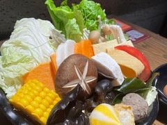 -呷哺呷哺(延安西路店)