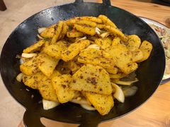 -快乐老家三鲜饺子东北菜(南六中路店)