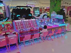 -Fang Fang Monkey·方方猴(国瑞购物中心店)