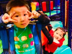 -新濠影汇华纳满Fun童乐园
