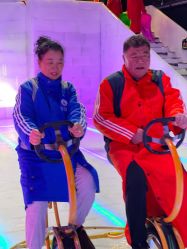 -圣名游乐城冰雪大世界