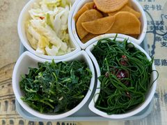 -壹阁胡羊焖饼(特色小吃街店)