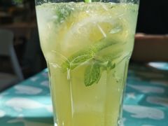 -小时光咖啡馆(北锣鼓巷店)