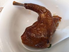 脆皮乳鸽-老东吴食府(雅都店)