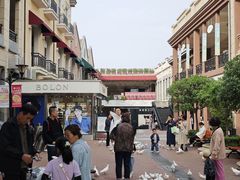 -王府井奥莱临潼小镇(临潼店)