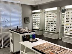 -目艮眼镜SHOWROOM(品牌集合店)