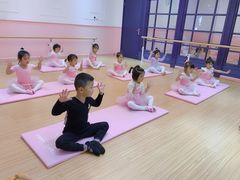 -爱德米乐艺术学院(西宸天街校区)