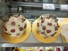 -花花卷卷·鲜食蛋糕(静安久光百货店)