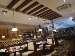 大堂-爱丽丝牛排西餐厅(光谷步行街店)